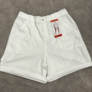 - Gloria Vanderbilt Women's Utility Short medium